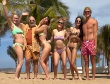 Demi Moore disfruta México con su familia