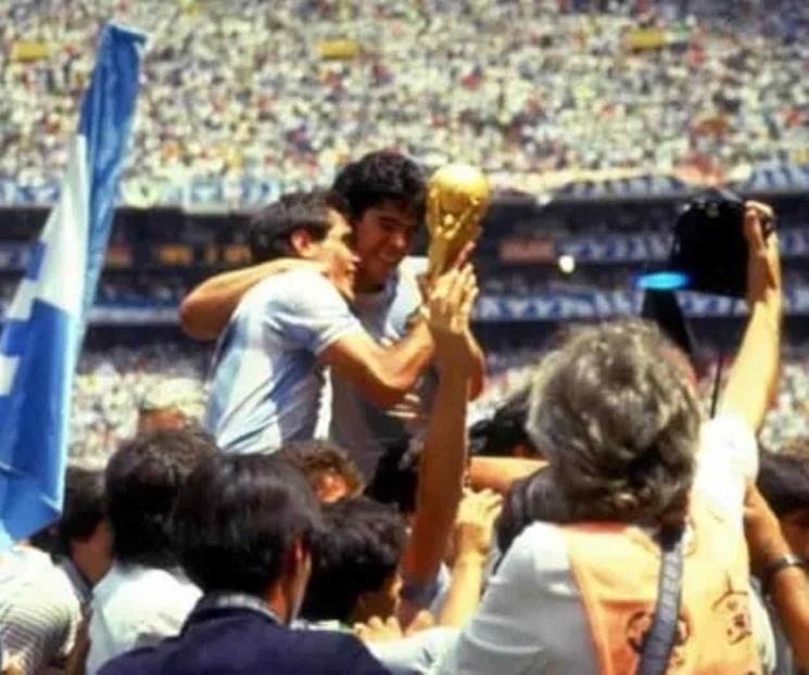 Subastarán Balón de Oro que ganó Maradona en el Mundial de 1986