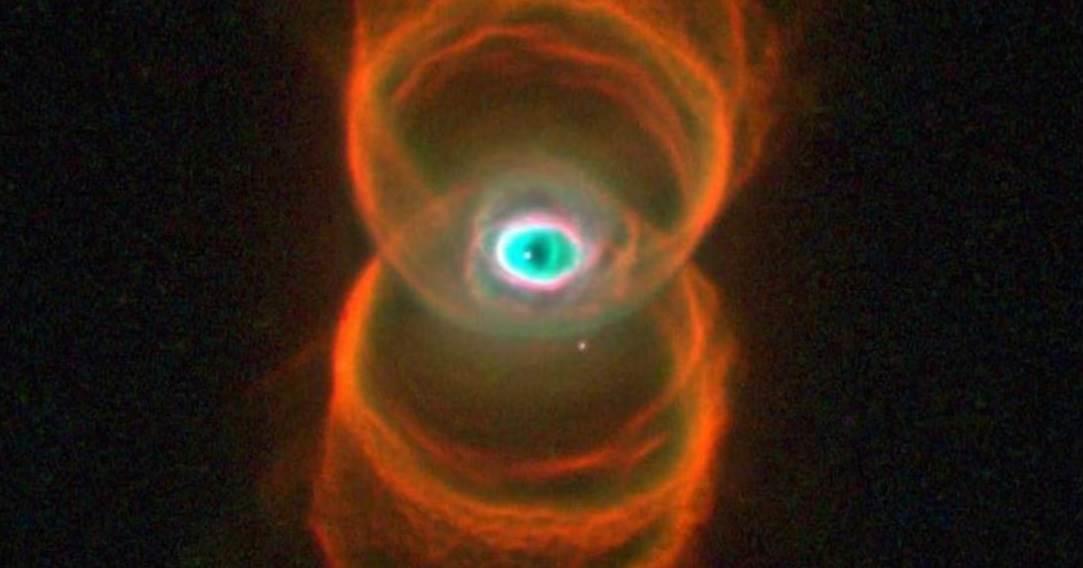 NASA revela imágenes de nebulosa en forma de... ¿ojo cósmico?