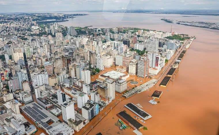 Lluvias al sur de Brasil elevan a 100 el número de muertos