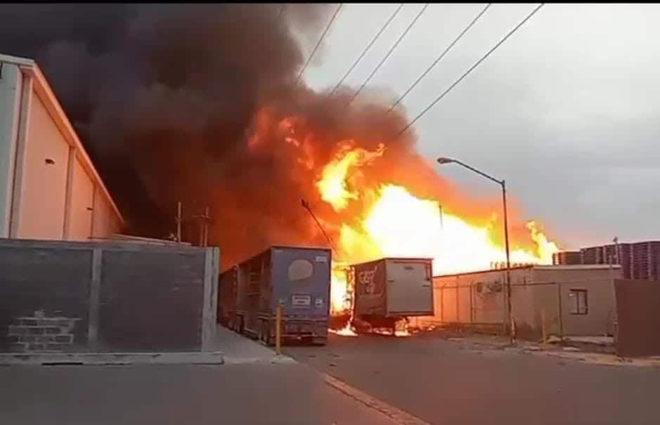 Se registra incendio en Parque Industrial Monterrey