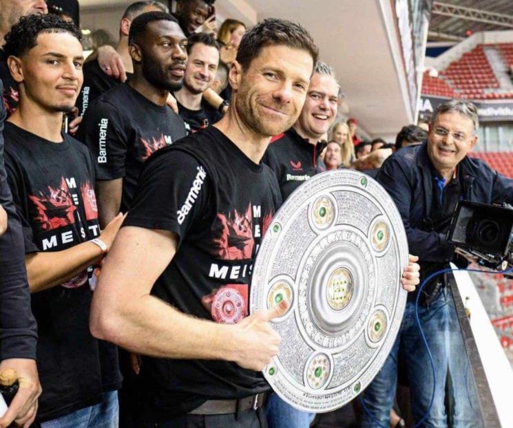 Cierra Leverkusen temporada en la Bundesliga como campeón invicto
