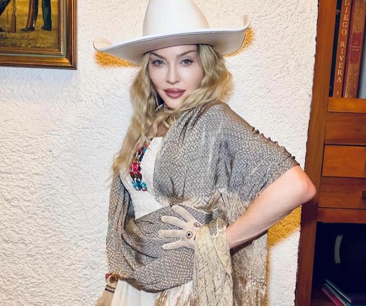 Madonna causa polémica tras usar la ropa de Frida Kahlo
