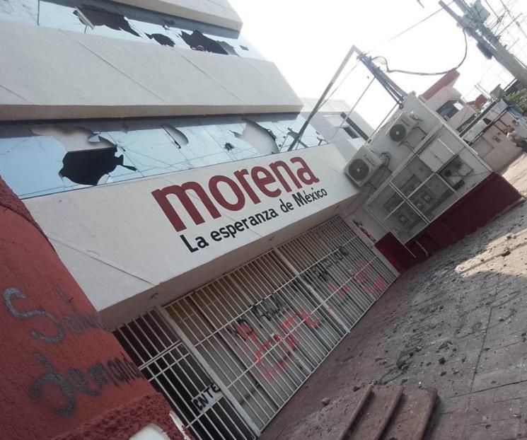 Atacan presuntos integrantes de CNTE sedes de partidos