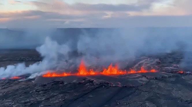 Volcán Kilauea entra en erupción