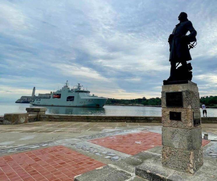 La armada canadiense también llega a la bahía de Cuba