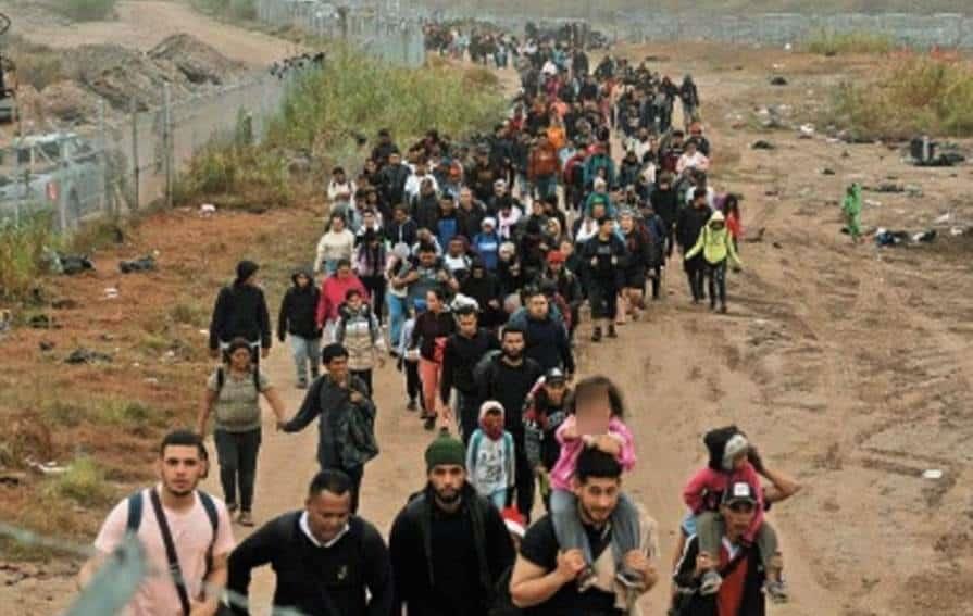 Aumenta migración de familias mexicanas hacia EU por violencia