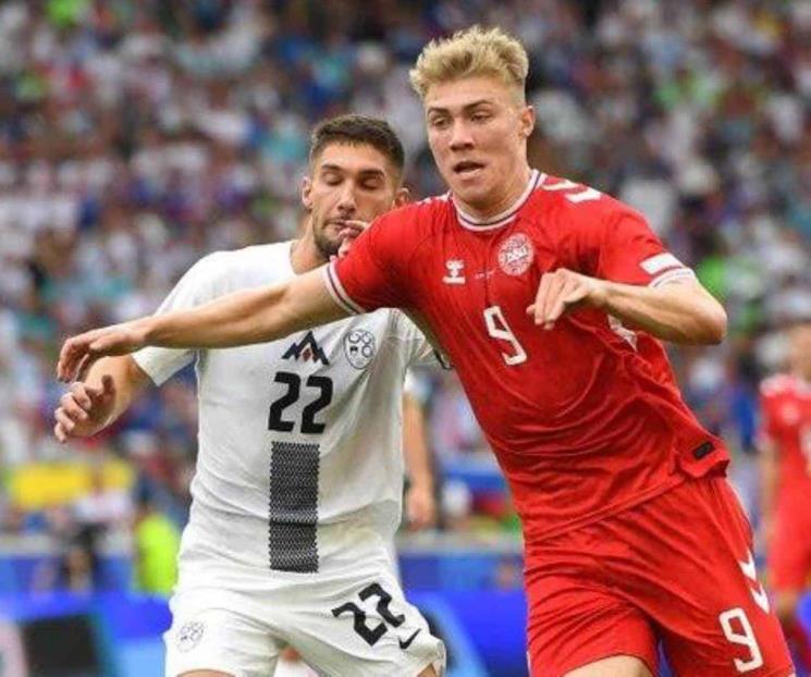 Empatan Dinamarca y Eslovenia en su debut de la Eurocopa