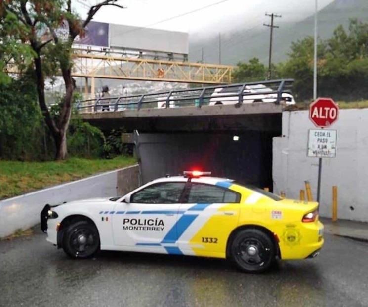 Cierran vías por lluvias en la Zona Metropolitana de Monterrey