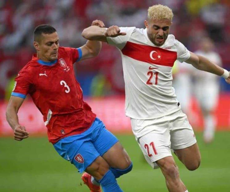Turquía vence a República Checa clasifica a Octavos de Final