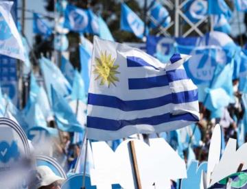 Celebra Uruguay comicios internos para elegir candidatos