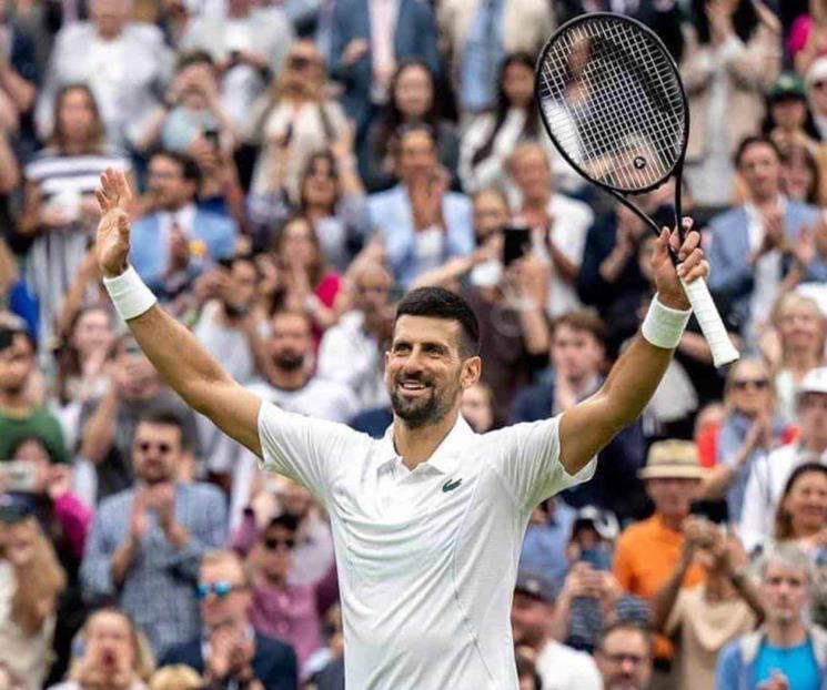 Novak Djokovic arranca en Wimbledon con victoria