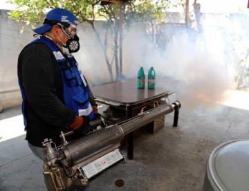 Refuerza San Nicolás la campaña contra el dengue con fumigaciones
