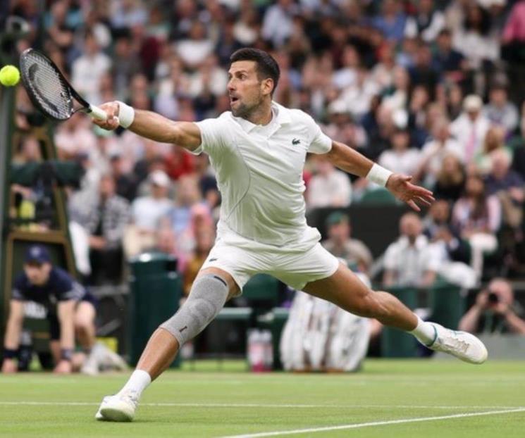 Avanza Novak Djokovic a Cuartos de Final en Wimbledon 