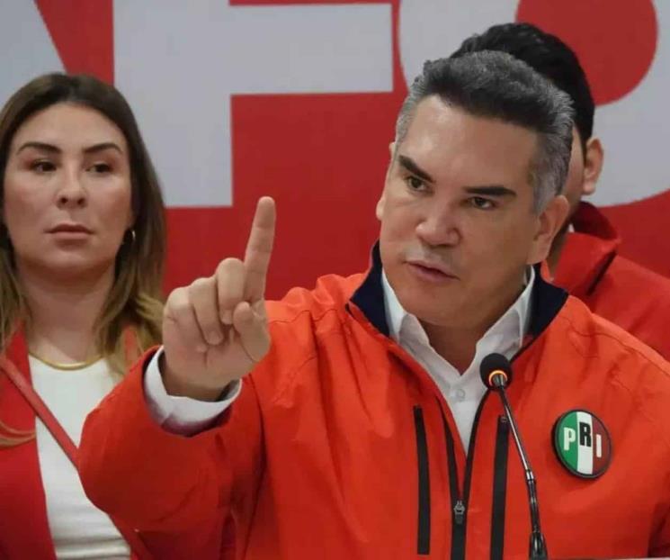 Alito Moreno amenaza con sacar a priistas; los tacha de "corruptos"