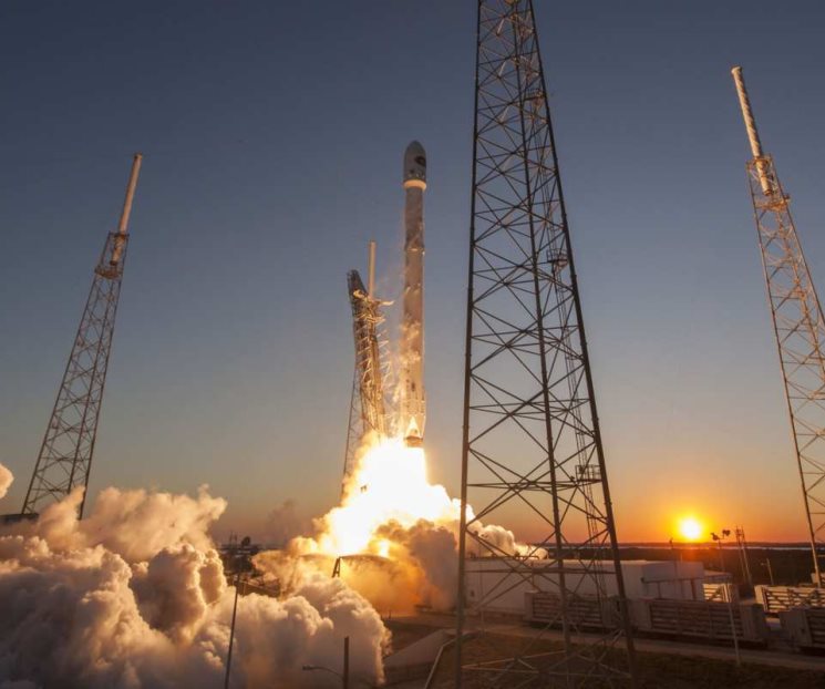 El Falcon 9 de SpaceX sufre fallo catastrófico en pleno lanzamiento