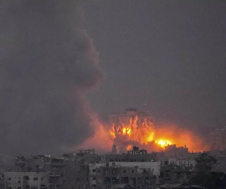 Mueren al menos 90 personas en ataque aéreo israelí