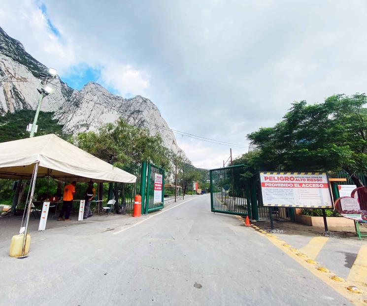 Reiteran restricción de acceso a personas externas a La Huasteca