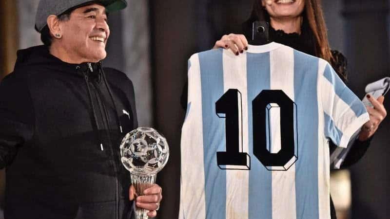 Subastarán jersey de Maradona de semifinal en México 1996 