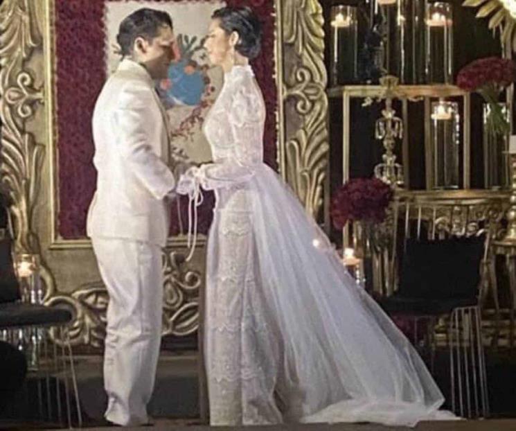 Christian Nodal y Ángela Aguilar se casan en íntima ceremonia