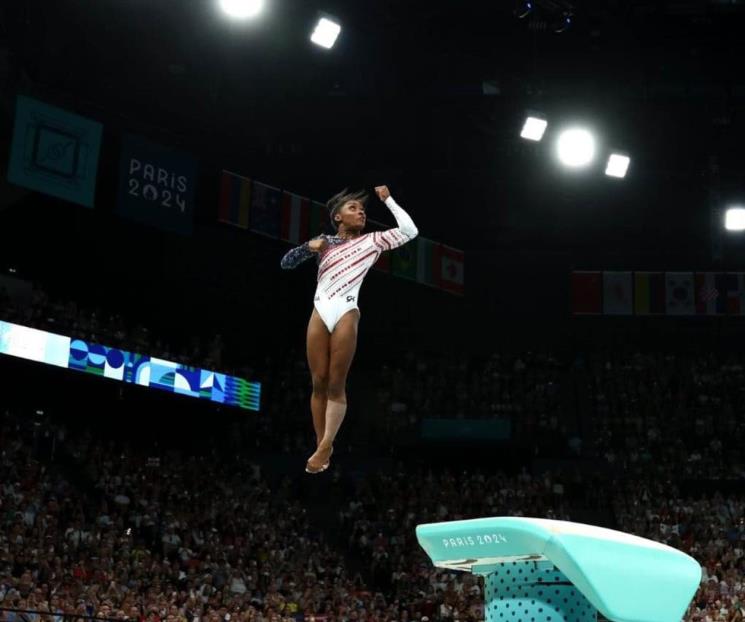 Logra Simone Biles oro y EU gana la final en Gimnasia Artística