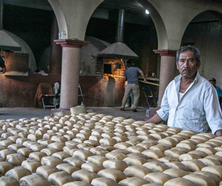 Celebran con ritual del pan, la fiesta de Santo Domingo de Guzmán