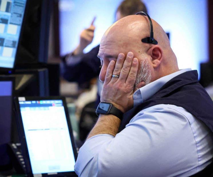 Wall Street se desploma con caída de mil puntos en Dow Jones