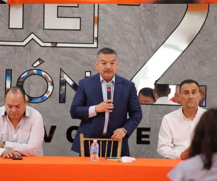 Tiene líder de S21 reunión con integrantes de directiva sindical