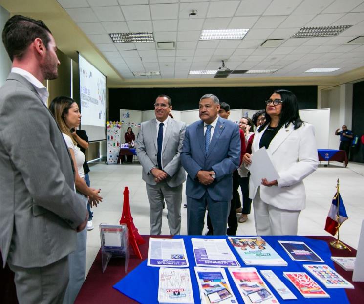 Realiza en la UANL Feria de internacionalización