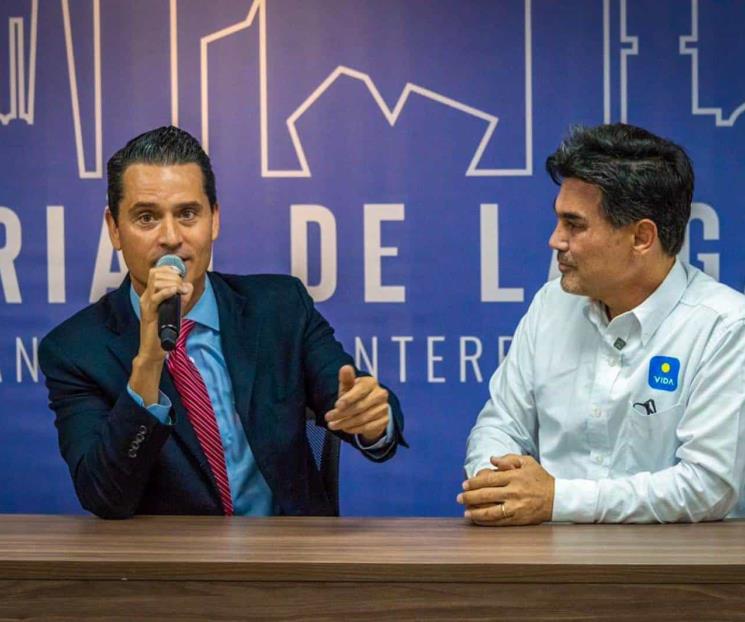 Hacen compromiso equipo de transición de Adrián y  ´Pato´ Zambrano