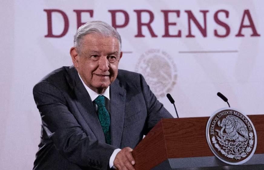 Persecución contra Corral es por cercanía con Sheinbaum: AMLO