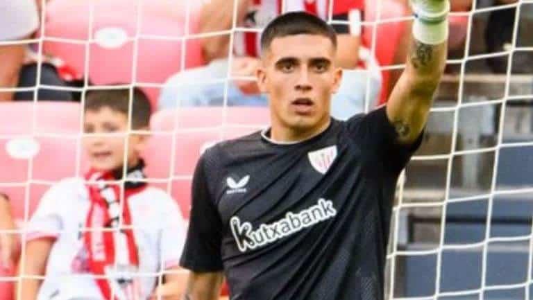 Alex Padilla debuta como titular en la Liga de España