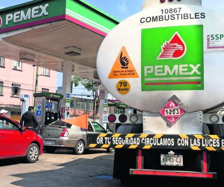 Triplica 4T operación de pipas para distribución de gasolinas