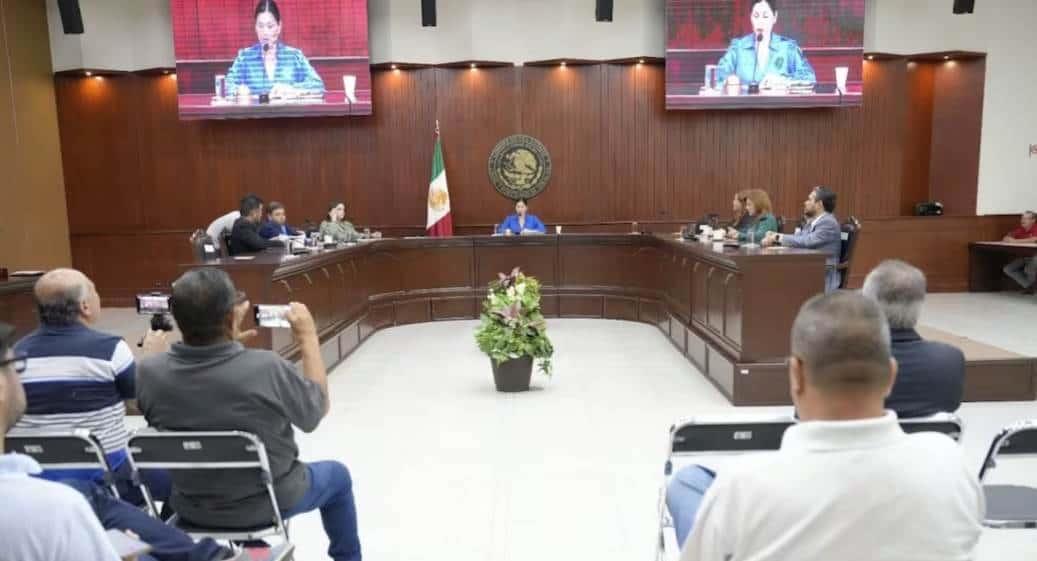 Congreso de Sinaloa analiza renuncia de fiscal Bruna Quiñonez