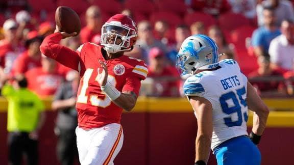 Kansas City sigue sin ganar en la pretemporada