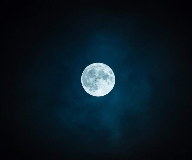 Cuál es el origen de la Luna Azul