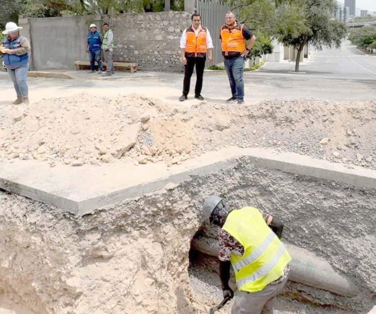 Supervisa Nava obras de conexiones y tuberías de AyD en SC