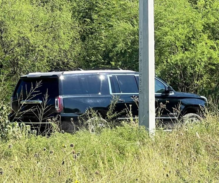 Hallan camioneta abandonada en Linares