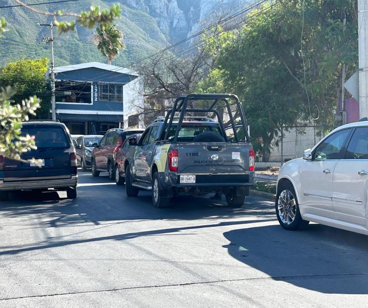 Deja riña dos heridos en Santa Catarina