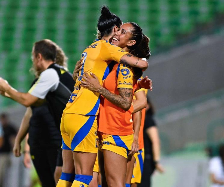 Golea Tigres Femenil a Santos en Torreón