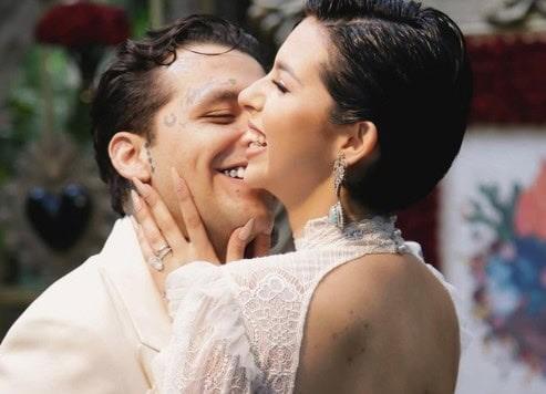 Celebran Ángela Aguilar y Christian Nodal su primer mes de casados