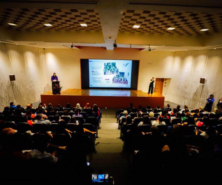 Rinde informe directora del Instituto de las Mujeres Regias