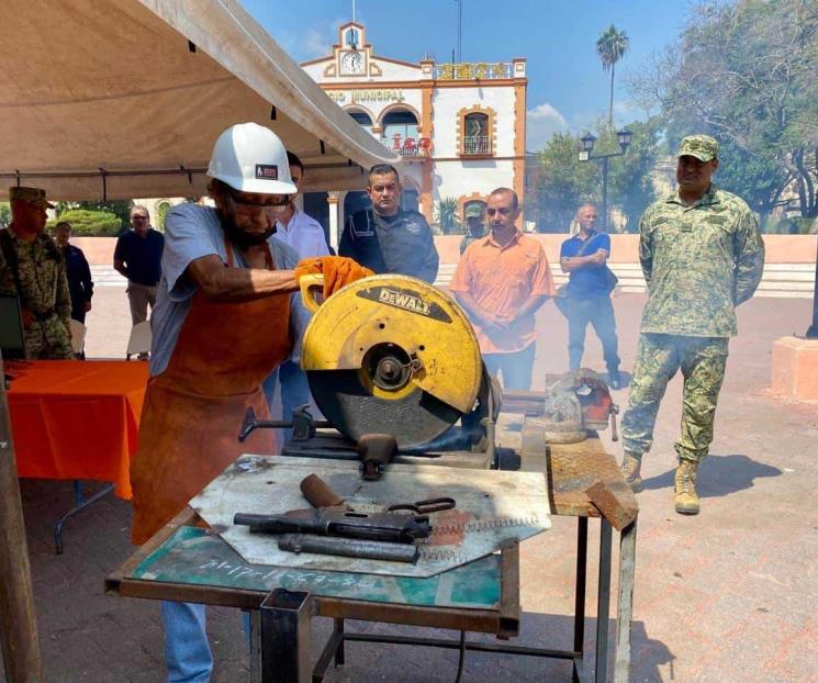 Inician en Santa canje de armas