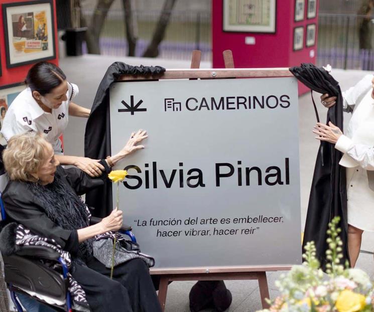 Homenajean a Silvia Pinal en los Estudios Churubusco