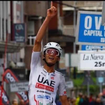 Isaac termina 54 en etapa 15 de la Vuelta a España