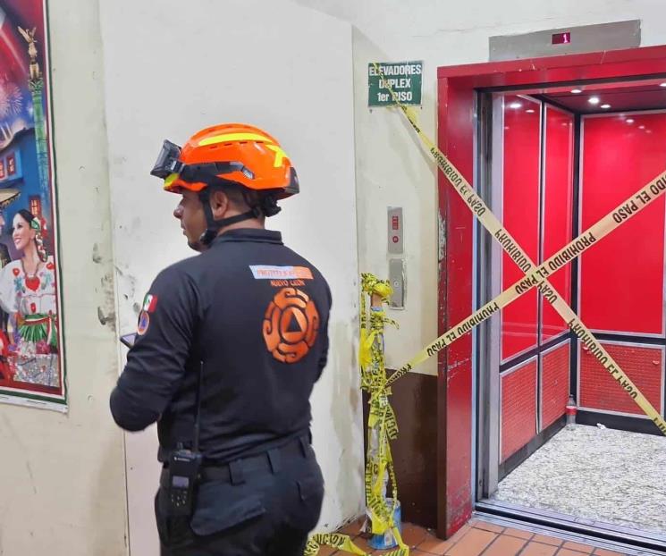 Atrapa elevador a 3 en el Mercado Juárez