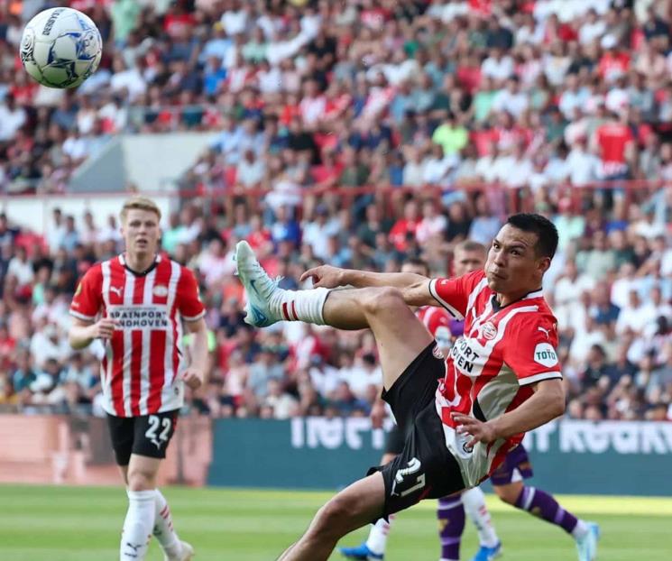 Marca gol el Chucky Lozano y gana el PSV en Holanda