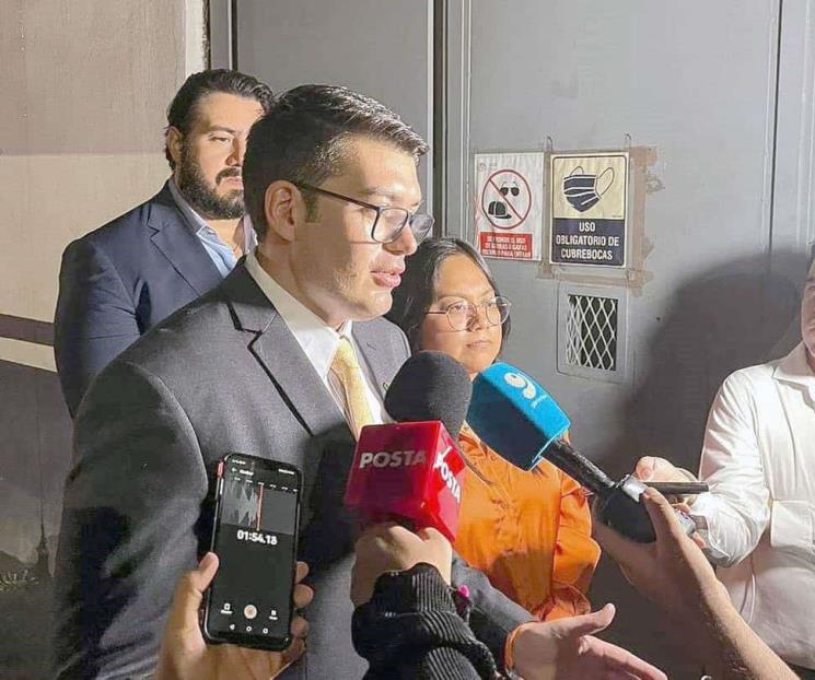 Denuncian diputados de MC  ante la FGR a Oficial Mayor del Congreso