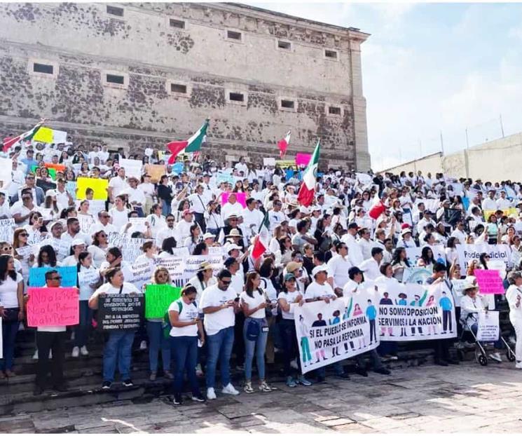 Intensifican protestas contra reforma en el Senado