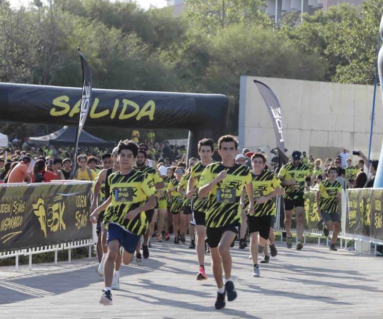 Ambiente familiar y deportivo en la carrera Troyanos UDEM